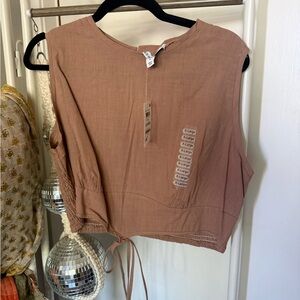Casual Sleeveless Crop Top in Tan